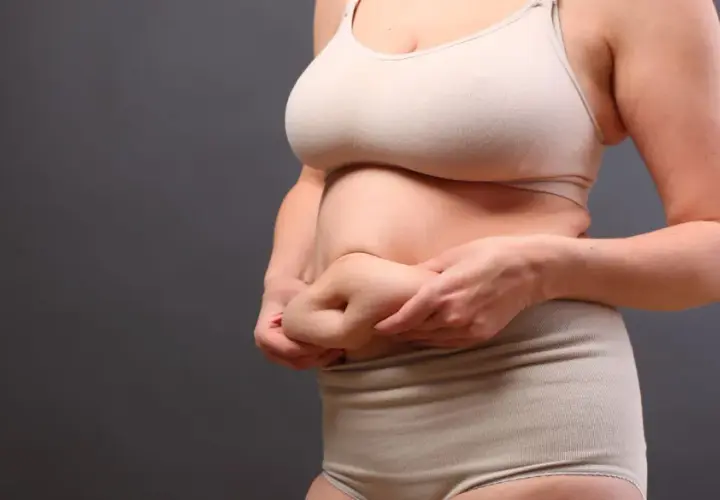 Jak odzyskać ciało po ciąży? Kiedy dieta i ćwiczenia to za mało