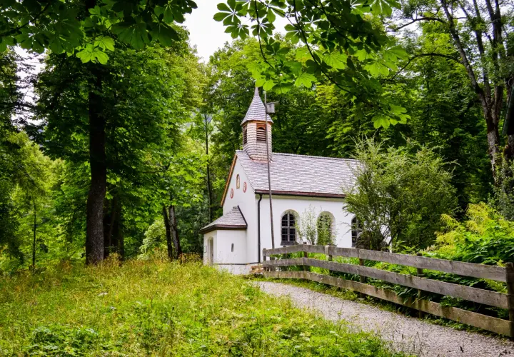 Parafia w Gołańczy przez wieki: historia, ludzie i tradycje, które przetrwały
