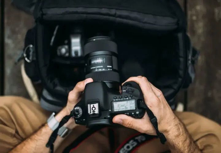 Jak wybrać idealny obiektyw stałoogniskowy – poradnik dla fotografów