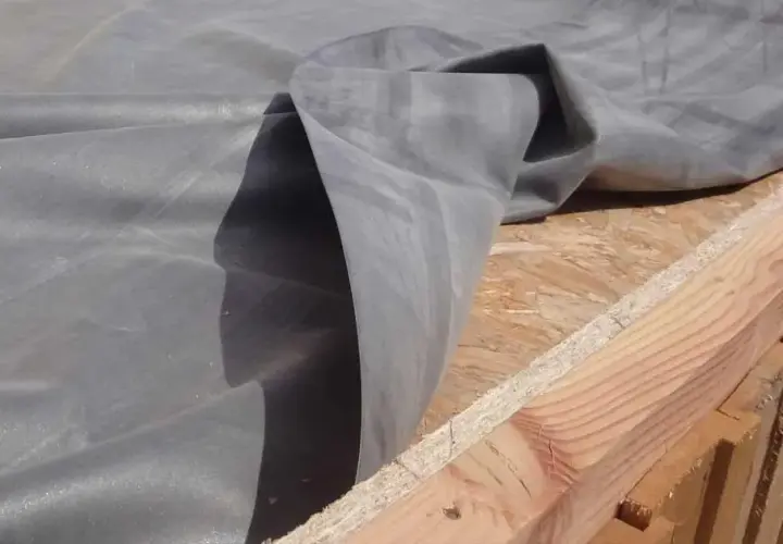 Tout savoir sur la toiture en EPDM : avantages, installation et entretien