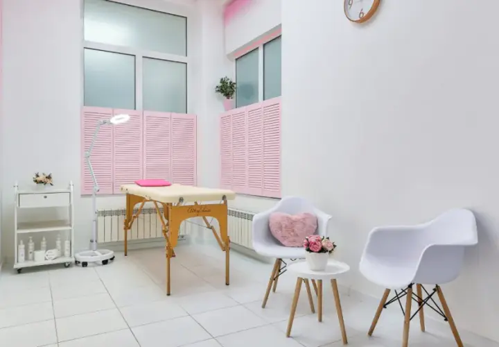Jak urządzić mały salon kosmetyczny: 8 kluczowych porad