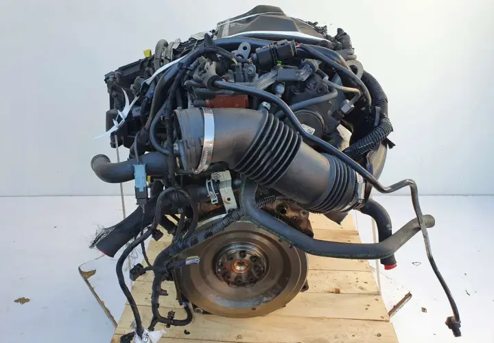Ford Mondeo jaki silnik wybrać? Odkryj najlepsze opcje silnikowe