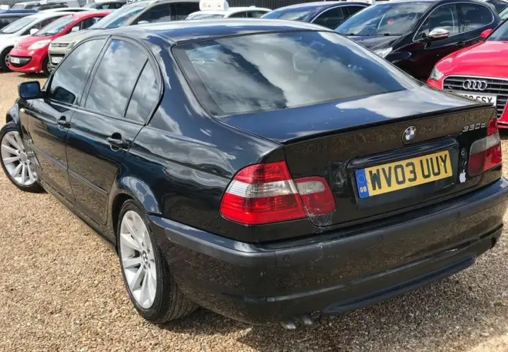 BMW E46 330d – dlaczego warto zainwestować w ten model samochodu?