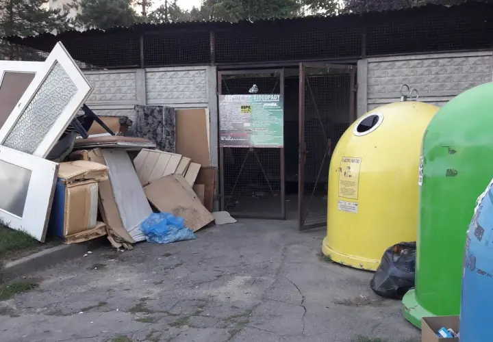 Gdzie wyrzucić stare meble? Oto sposoby na odpowiedzialną utylizację