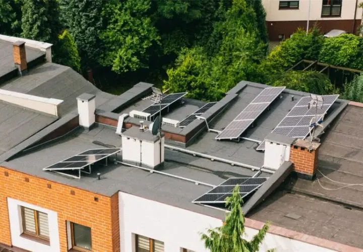 Jak dobrać moc fotowoltaiki? Sprawdź, ile energii potrzebujesz i zaoszczędź!