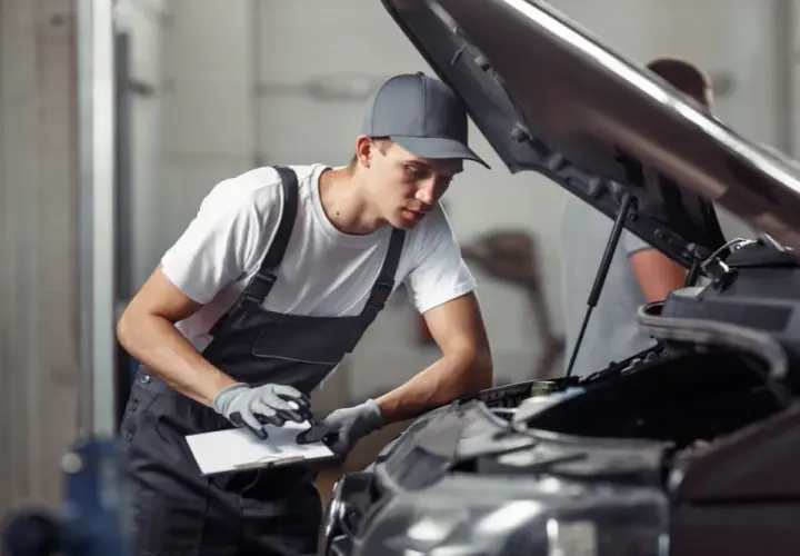 Ile kosztuje chip tuning? Sprawdź ceny i uniknij niepotrzebnych wydatków