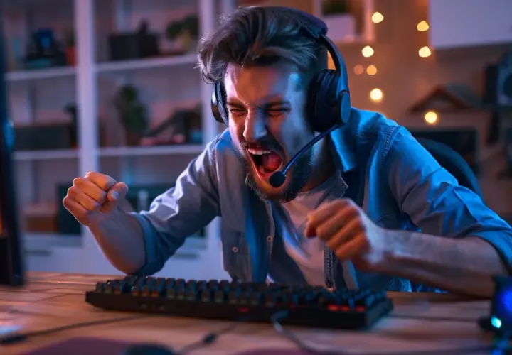 Wiedza to Potęga na PC: Dlaczego warto zagrać w ten klasyk na PC?