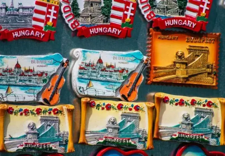 Gdzie kupić pamiątki w Budapeszcie? Odkryj najlepsze miejsca na zakupy
