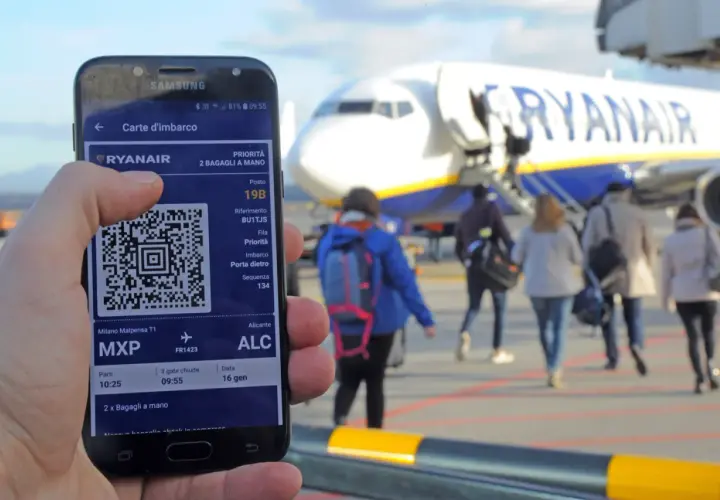 Które lotniska akceptują mobilne karty pokładowe i jak je znaleźć