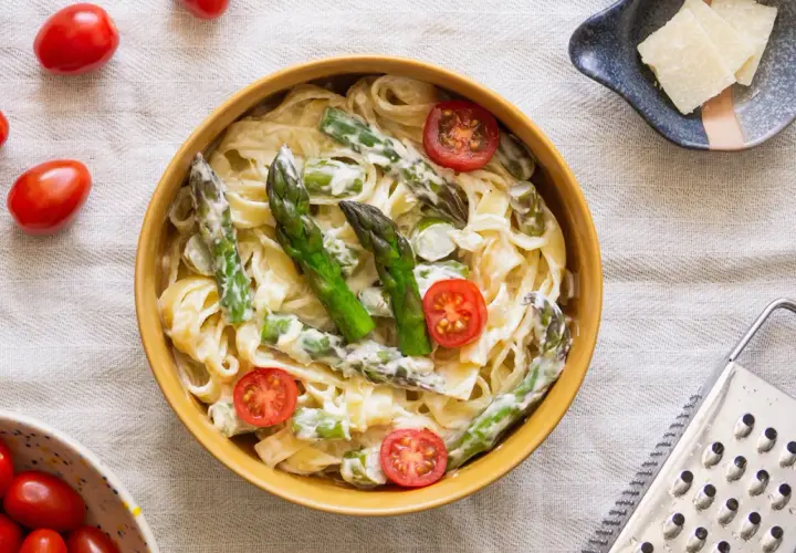 Pyszne spaghetti ze szparagami – prosty przepis na wyjątkowe danie