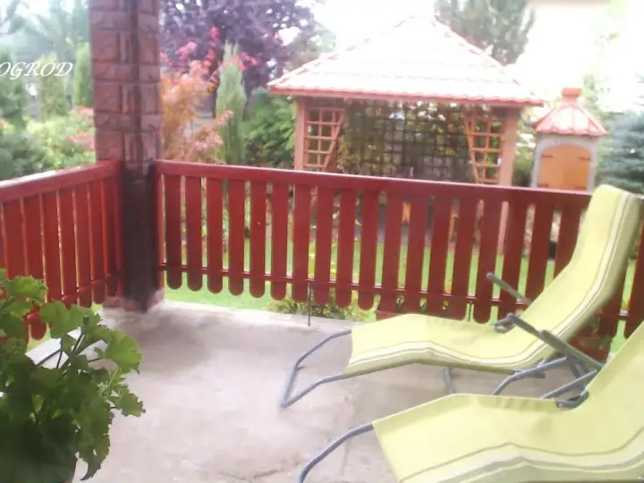 Jak zrobić drewnianą balustradę balkonową - uniknij najczęstszych błędów