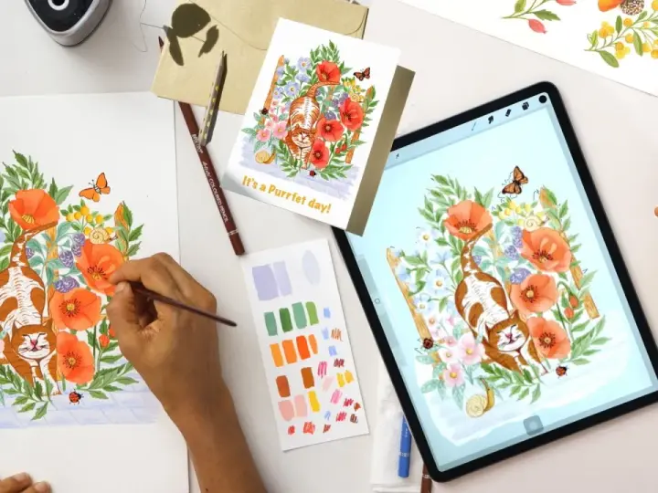 Ilustración de un gato entre flores, creada con gouache. Se ve el proceso en papel y en tablet.