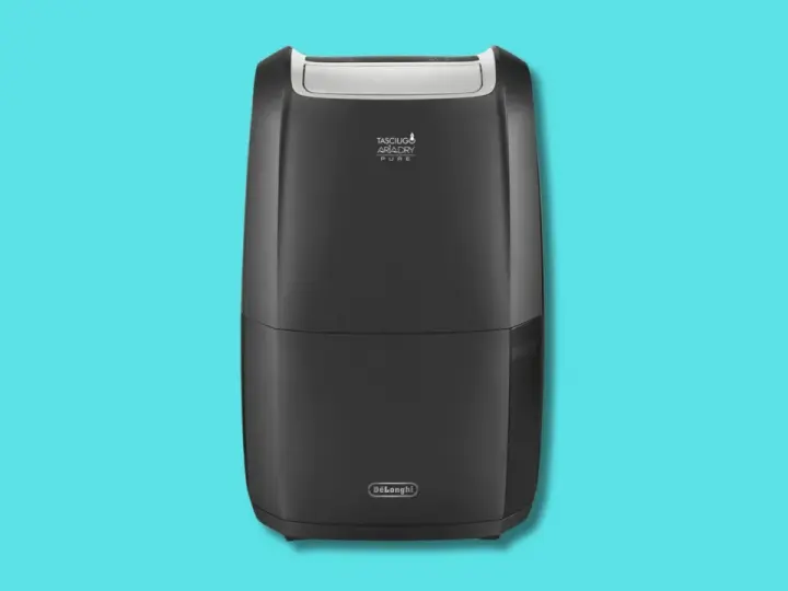 Deumidificatore De'Longhi AriaDry Pure. Valutare i deumidificatore pro e contro per un ambiente più salubre.