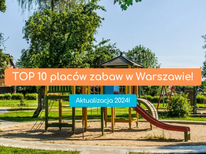 Kolorowy plac zabaw z piaskownicą i zjeżdżalnią, otoczony zielenią.