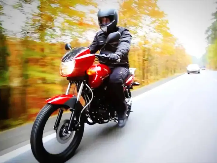 Jazda motorowerem bez prawa jazdy? Kogo dotyczy wyjątek?