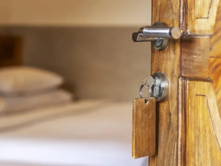 Czym się różni hotel 4-gwiazdkowy od 5? Odkryj kluczowe różnice