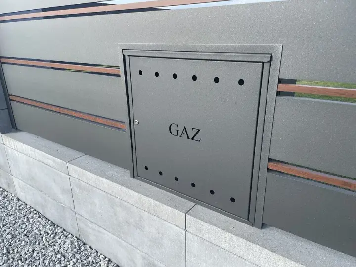 Jak zamaskować licznik gazu, aby poprawić estetykę i bezpieczeństwo