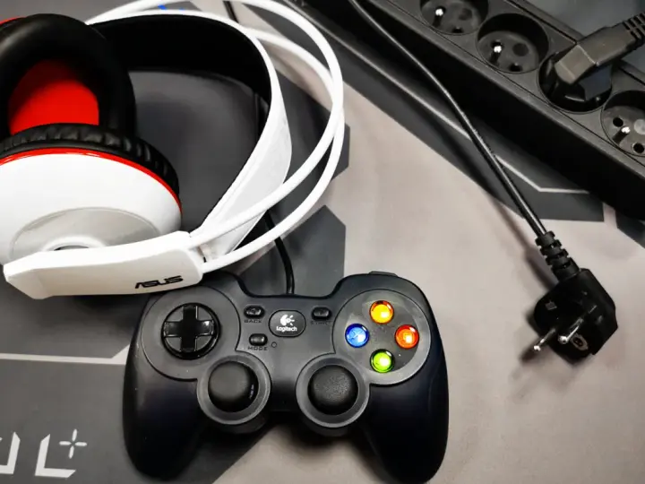 Xbox One S: Ile płacisz za prąd? Obniż koszty grania!