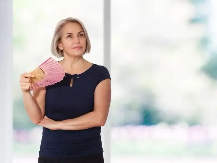 Czy brak współżycia przyspiesza menopauzę? Sprawdź, co mówią badania