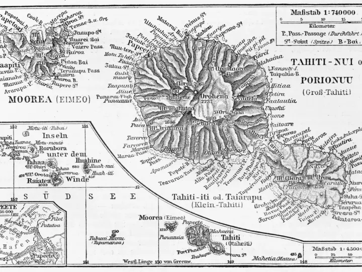 Największa wyspa Polinezji Francuskiej, Tahiti, z widocznymi górami i zatokami.