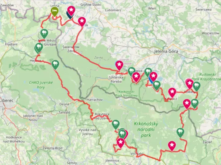 Trasa rowerowa przez Sudety i Karkonosze, z zaznaczonymi punktami w parkach narodowych i krajobrazowych.
