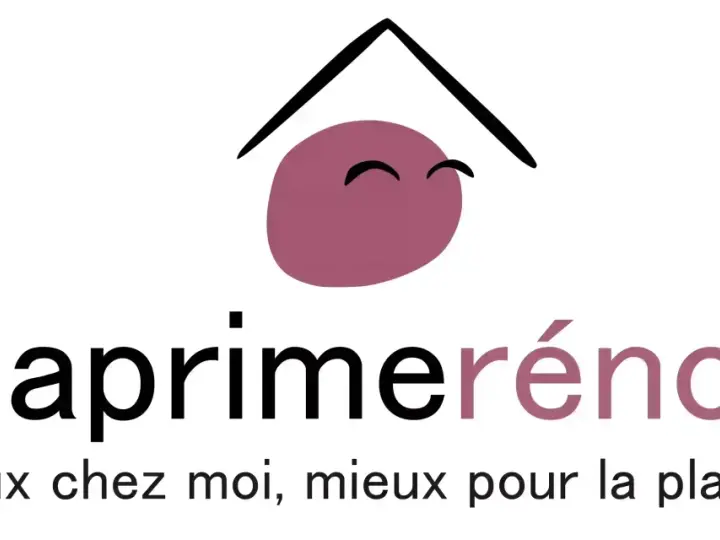 Logo Ma Prime Renov' violet, avec un toit stylisé et un visage souriant. "Mieux chez moi, mieux pour la planète.