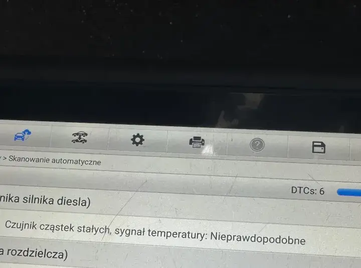 Diagnostyka BMW: błąd DTC P1622 w DDE (elektronika silnika diesla). Wykryto 6 błędów, jeden z nich to czujnik temperatury.