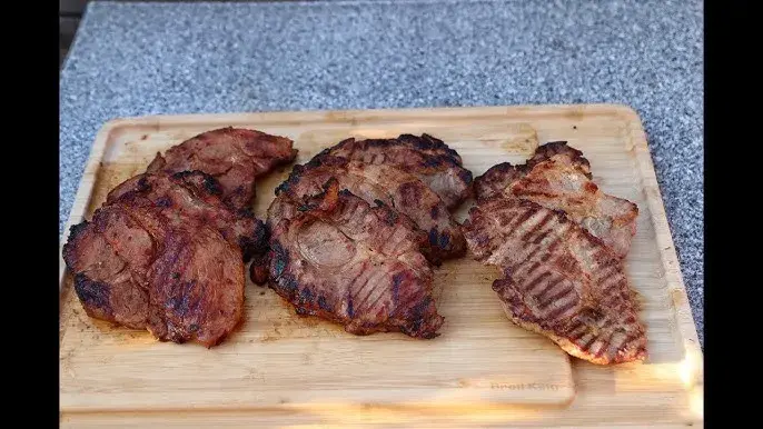 Marynata do karkówki na grilla: idealna? Poznaj triki grillmastera!