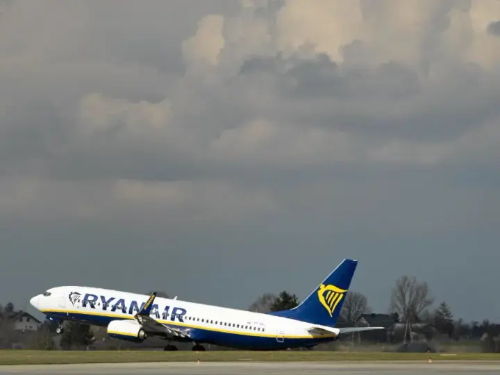 Ryanair: jak sprawdzić lądowanie? Szybko i bez stresu!
