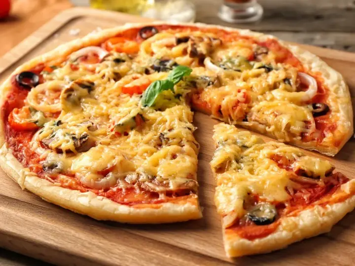 Ciasto na pizzę jak z Pizza Hut - uzyskaj idealną puszystość w domu