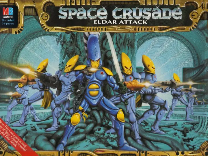 Guerrieri Eldar in armatura blu e gialla, pronti per la loro space crusade, sparano con armi laser.