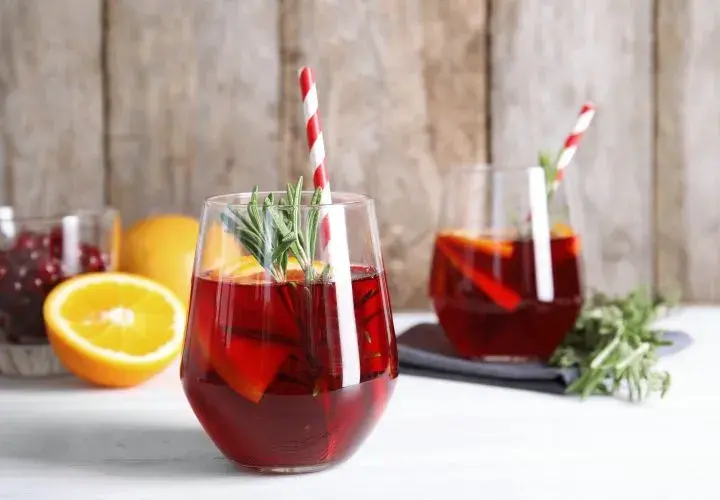 Najlepszy sok żurawinowy do drinków – wybierz idealny smak dla siebie