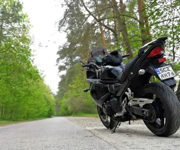 Trasy motocyklowe w Wielkopolsce: odkryj najpiękniejsze szlaki