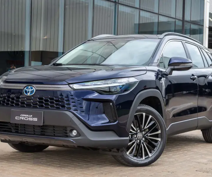 Toyota Corolla Cross - kiedy w salonach i co warto wiedzieć?