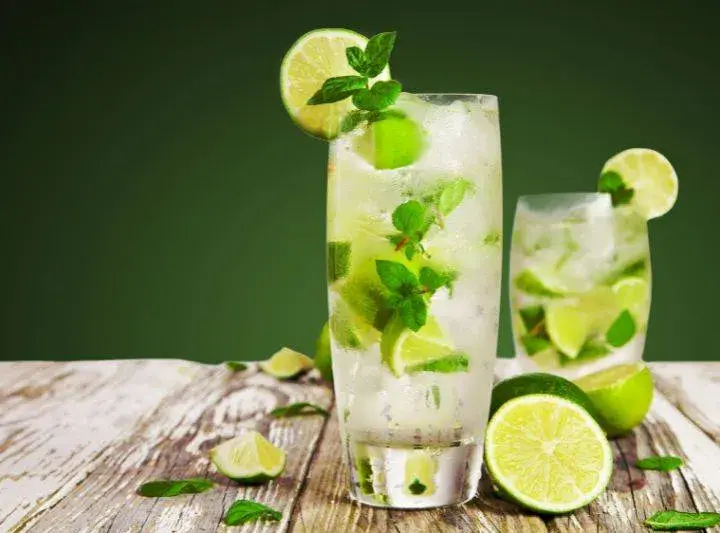 Najlepsze przepisy na drink z amolem, które zaskoczą Twoje kubki smakowe