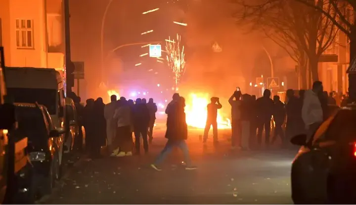 Czy w Berlinie jest bezpiecznie? Odkryj niebezpieczne dzielnice i porady