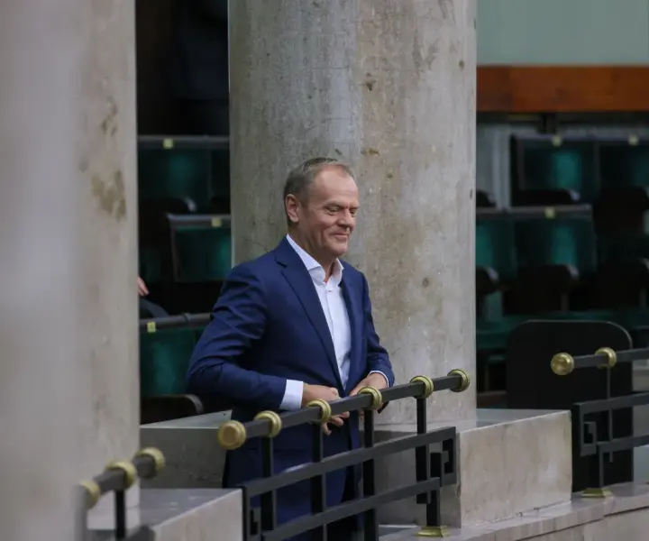 Jak sejm odrzuca weto senatu - kluczowe zasady i przykłady głosowania