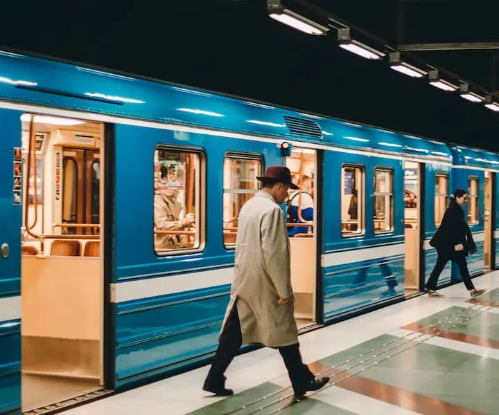 Bilety metro Rzym 2023 - Cena i sposób zakupu w kasie i aplikacji