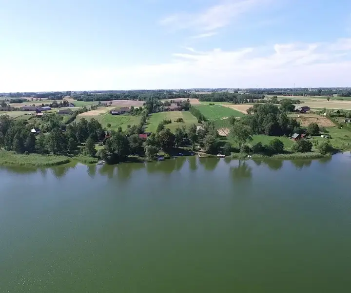 Jezioro Głuszyńskie: tajemnice, atrakcje i piękno przyrody