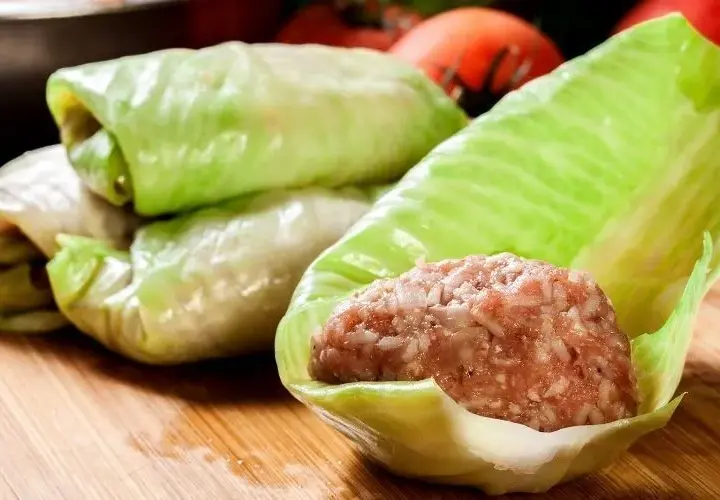 Co zrobić z ugotowanej kapusty? 10 smacznych przepisów, które zaskoczą