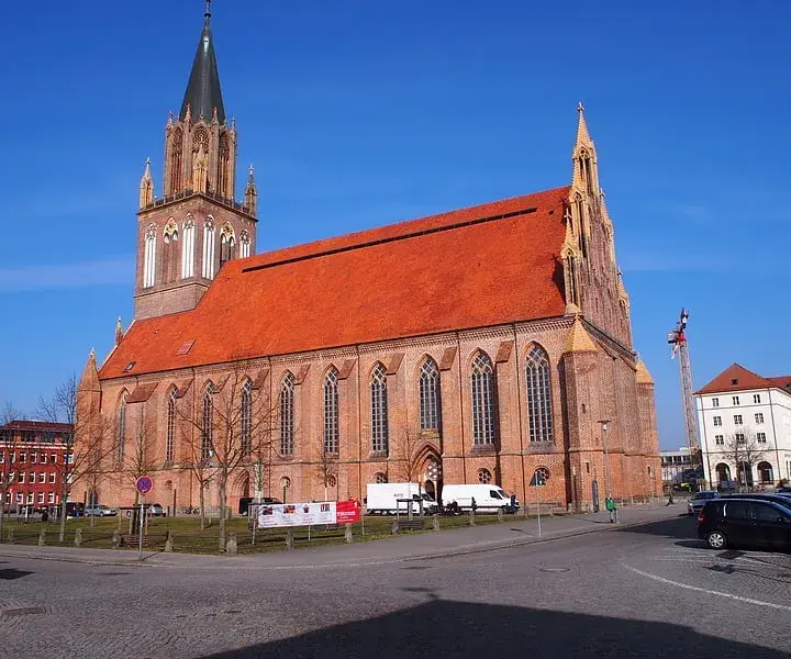 Najciekawsze atrakcje w Neubrandenburgu, które musisz zobaczyć