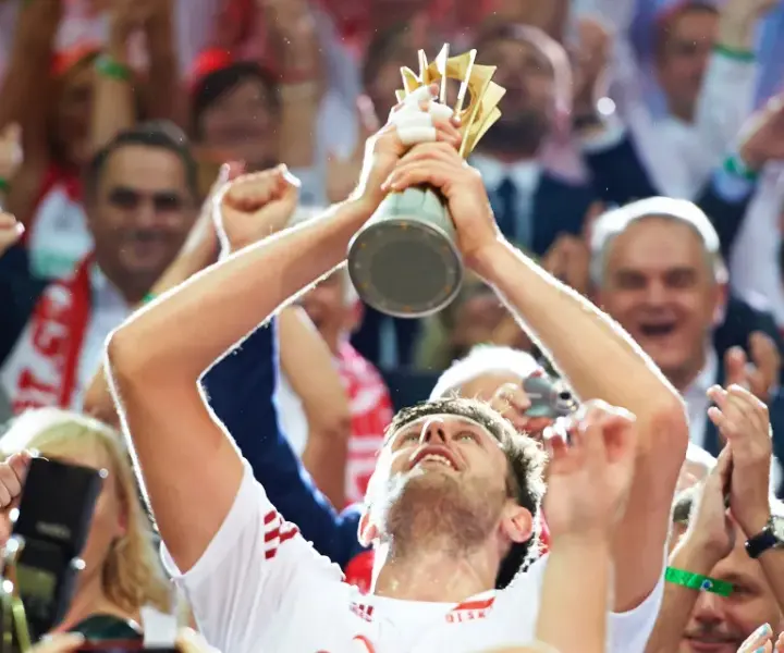 Michał Winiarski: zarobki i majątek znanego siatkarza