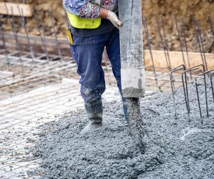 Ile żwiru na 1m3 betonu? Poznaj dokładne proporcje i obliczenia