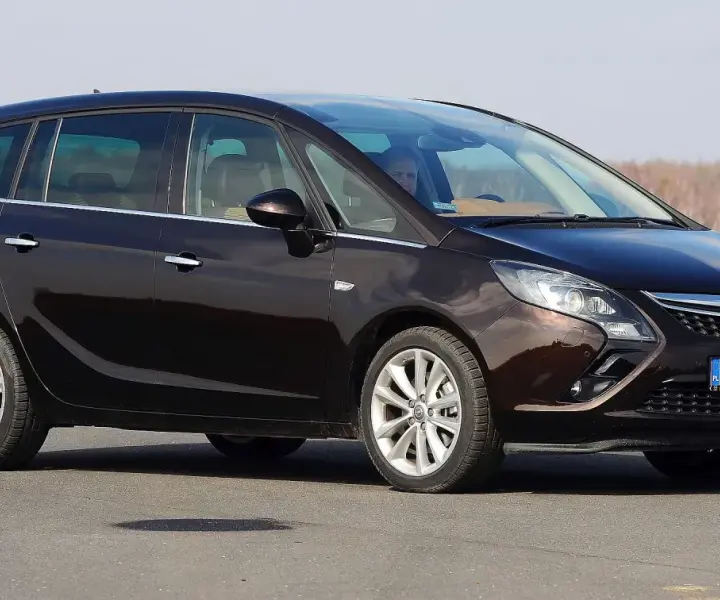 Opel Zafira C: który silnik diesla wybrać, aby zaoszczędzić?