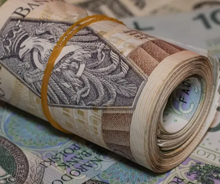 Ile zarabia radny osiedla w Poznaniu? Zaskakujące kwoty i fakty
