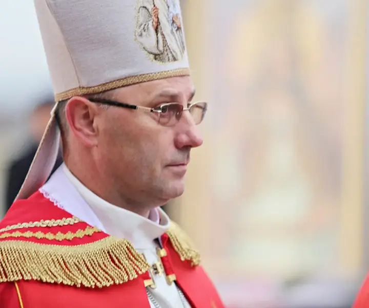 Prymas Polski - Kim jest i co naprawdę może? Poznaj rolę i zadania