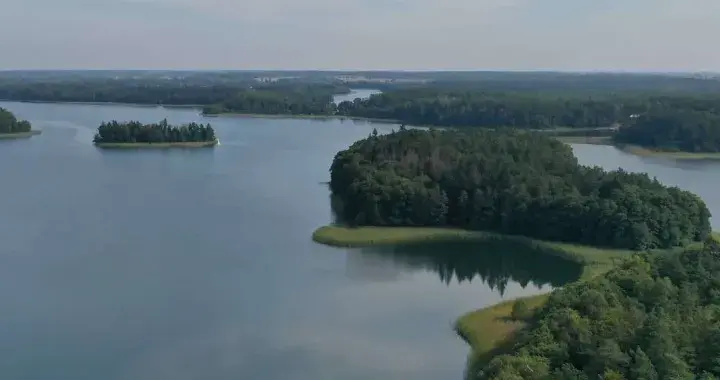 Jezioro Borzechowskie Wielkie: wszystko co musisz wiedzieć na wakacje 2025