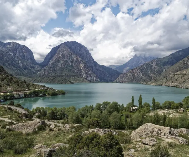 Kto odkrył góry Pamir? Fascynująca historia ich eksploracji