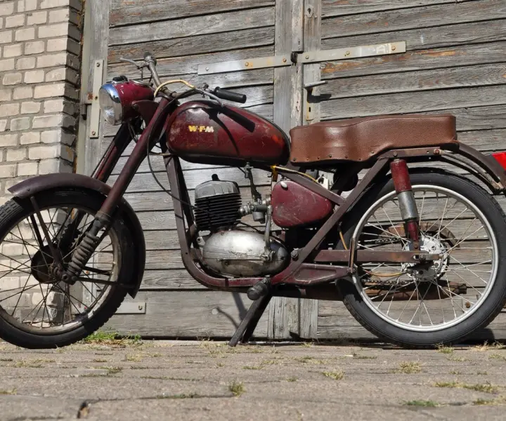 Ile koni ma wsk 125? Moc silnika, osiągi i historia motocykla