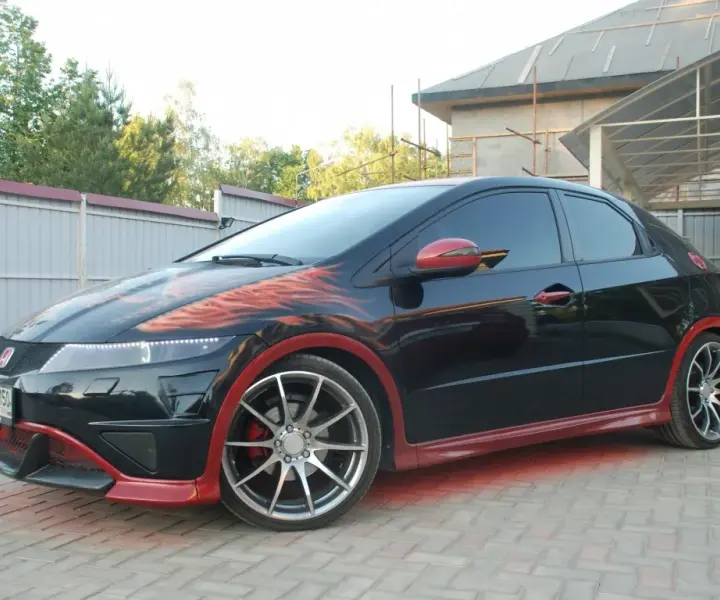 Najważniejsze modyfikacje Honda Civic 8 - porady dla początkujących